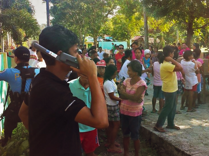 Phone calling operations by Télécoms Sans Frontières using our IsatPhone satellite phone handsets, in the wake of Typhoon Hagupit<