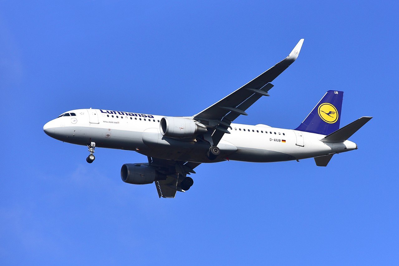 Lufthansa A320 with GX Aviation installed