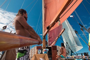 The crew onboard the Hikianalia canoe