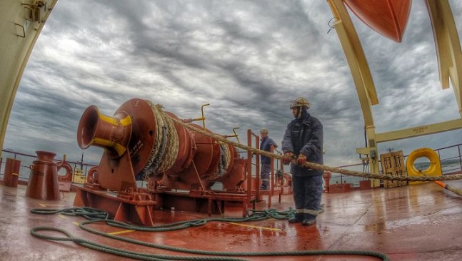 This photo by Ryan Perez was highly commended in the 2015 Nautilus Life at Sea competition