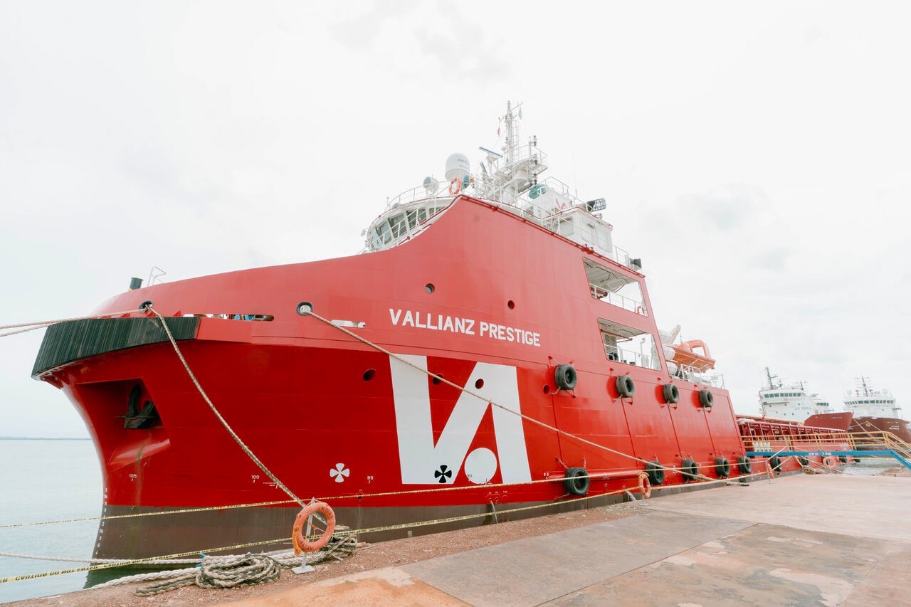 The Vallianz Prestige offshore support vessel photographed tied up at dock