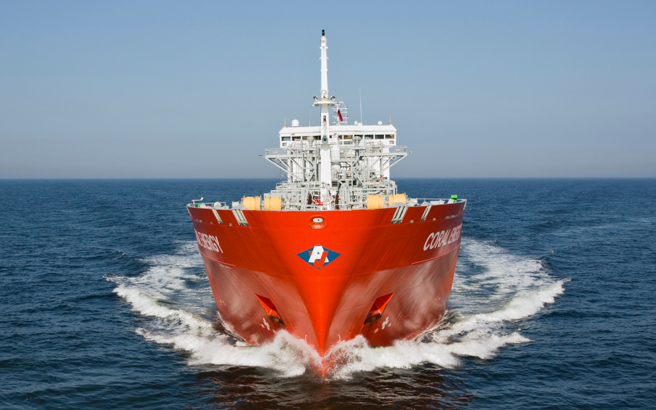 Anthony Veder vessel out at sea as part of the fleet utilising Inmarsat NexusWave